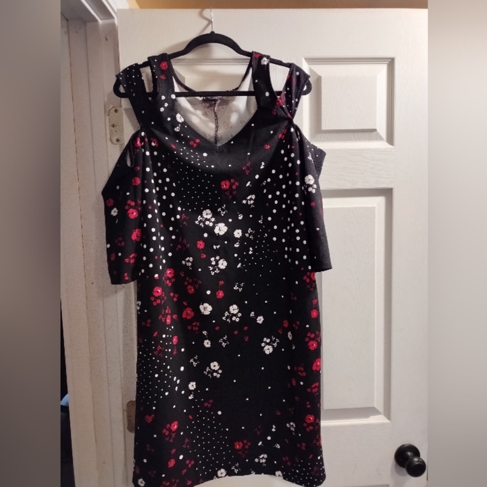 NWOT Elegant Black and Red Floral Dress